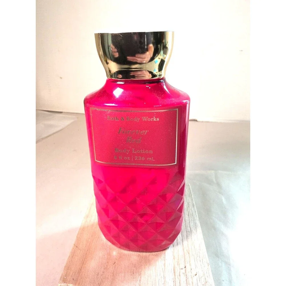 New Bath & Body Works Forever Red Daily Nourishing Body Lotion 8 fl oz